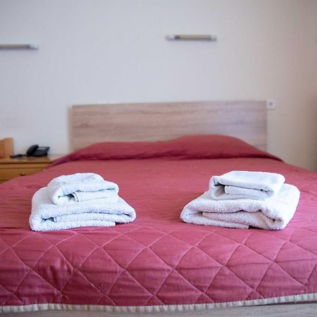 Hotel Kastro Sérvia Extérieur photo