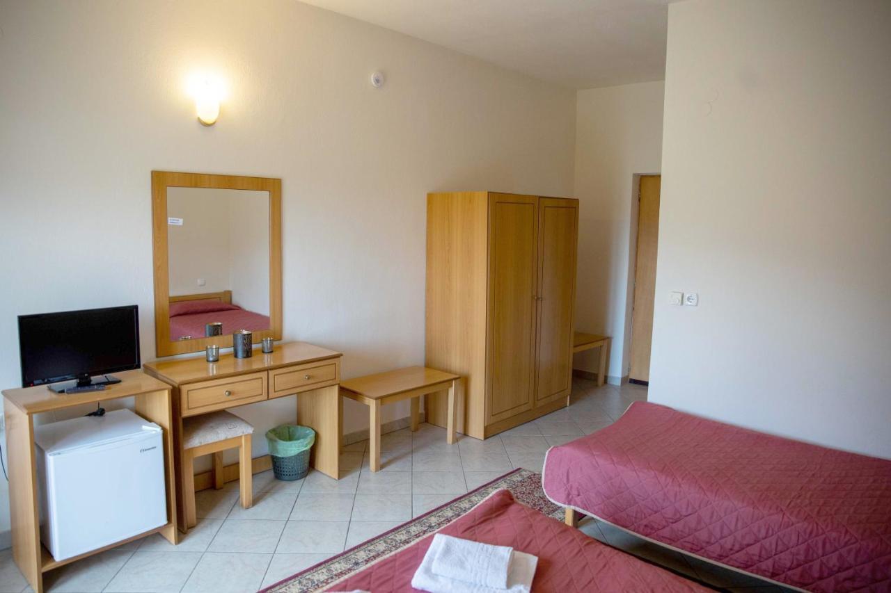 Hotel Kastro Sérvia Extérieur photo