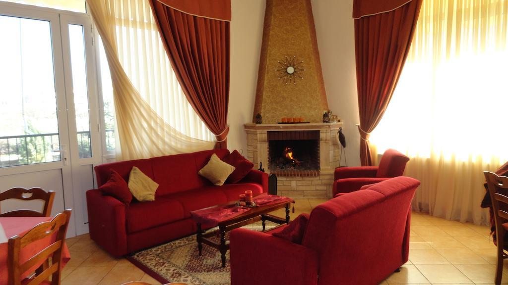 Hotel Kastro Sérvia Extérieur photo